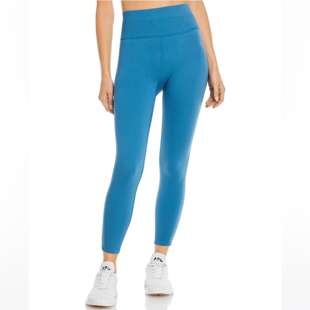 Free People Free movement Free Throw Ribbed Leggings Coastline size M